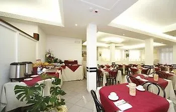 Hotel Sport ريميني