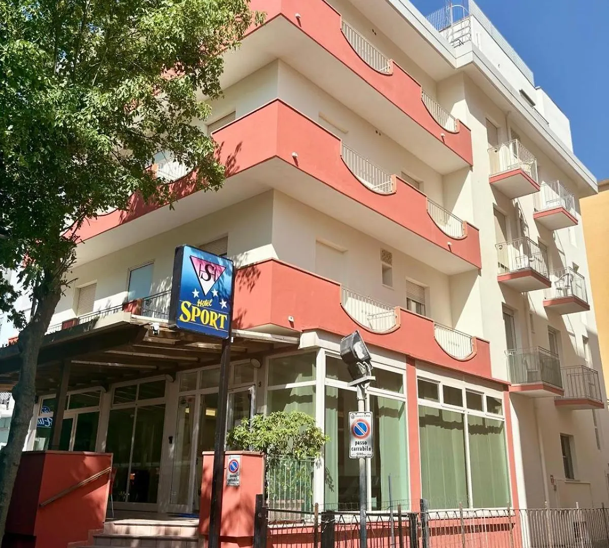 Hotel Sport ريميني